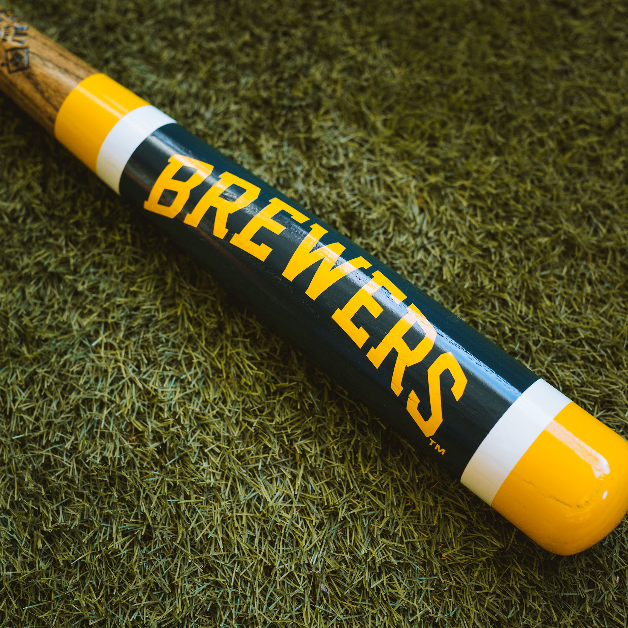 brewers baseball bat