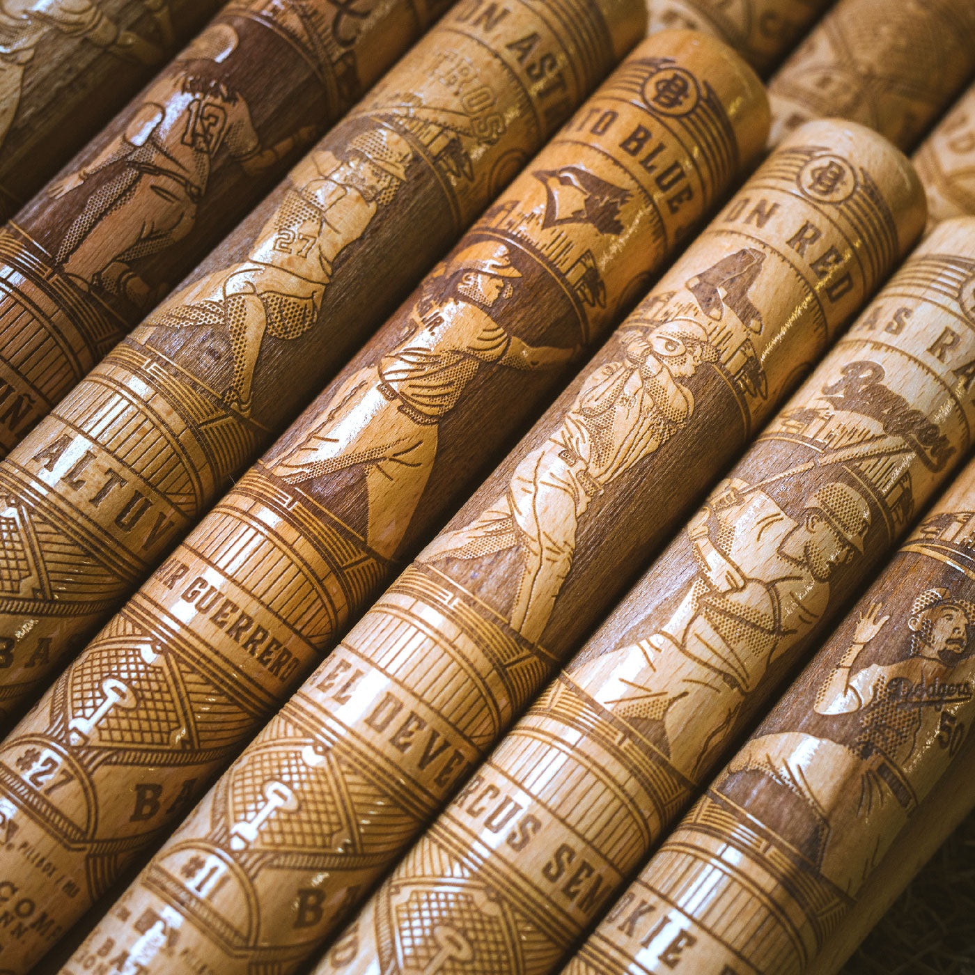 Elly de la Cruz Mini Bat Banner Series - Cincinnati Reds - Mini Wooden 