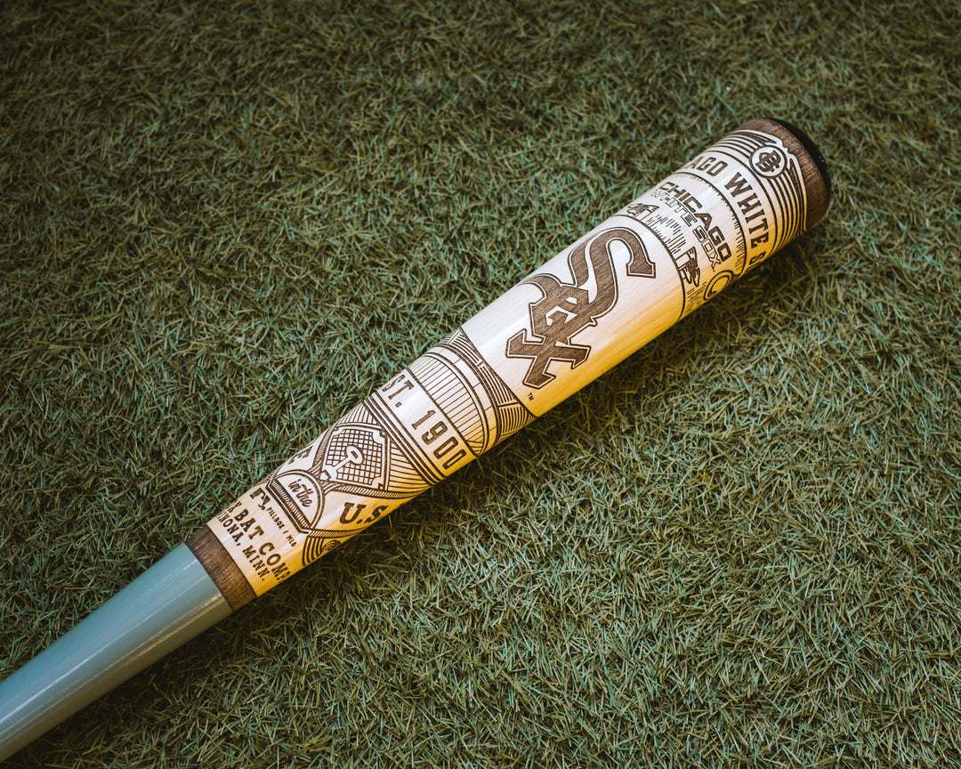 激レア　新品　タグ付き　定価400ドル　Chicago White Sox　L Chicago White Sox - Banner Series Art Bat (MLB) – Pillbox Bat Co.