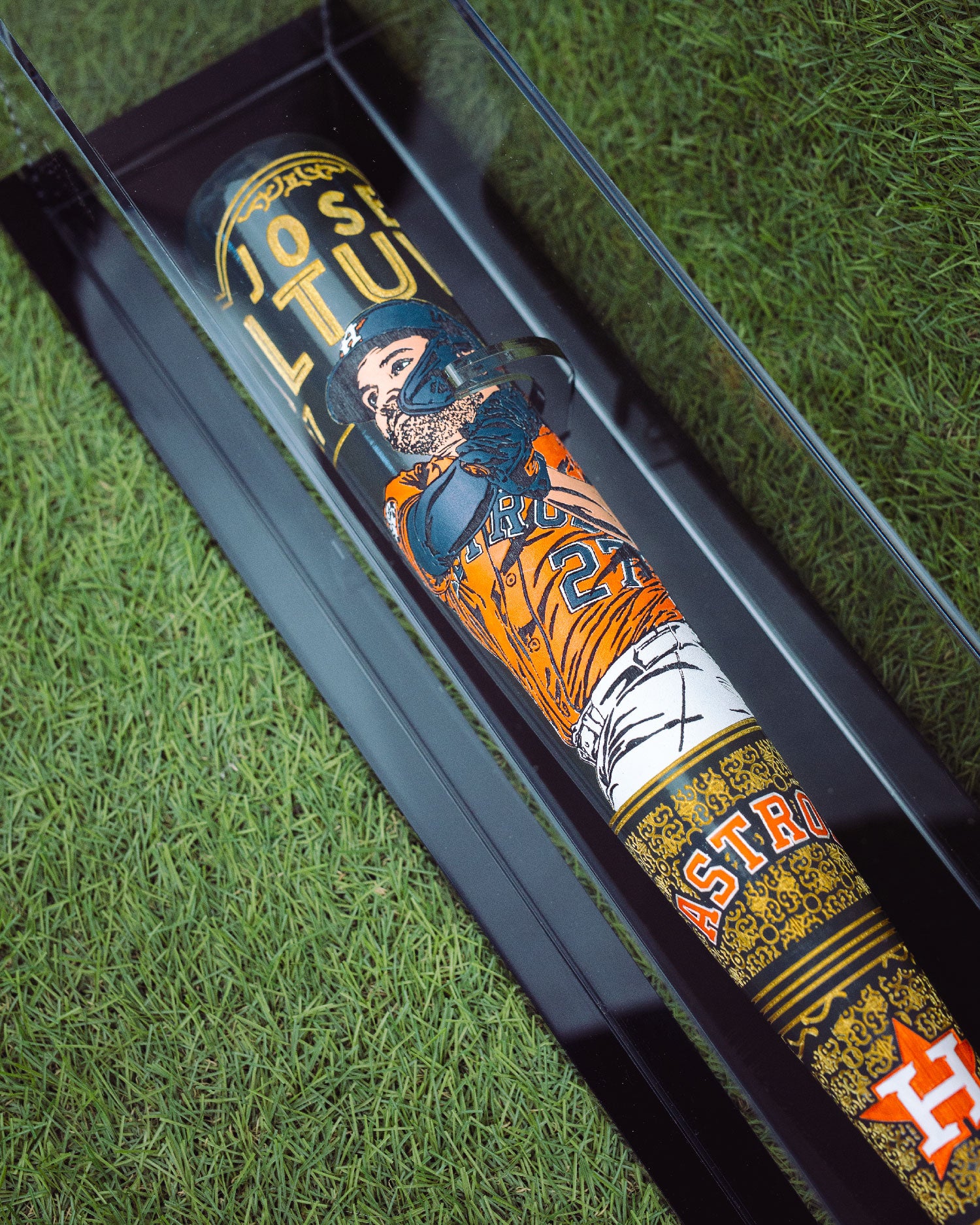 LIMITED EDITION ( 1 / 10 ) Jose Altuve - Houston Astros Art Bat (MLB)