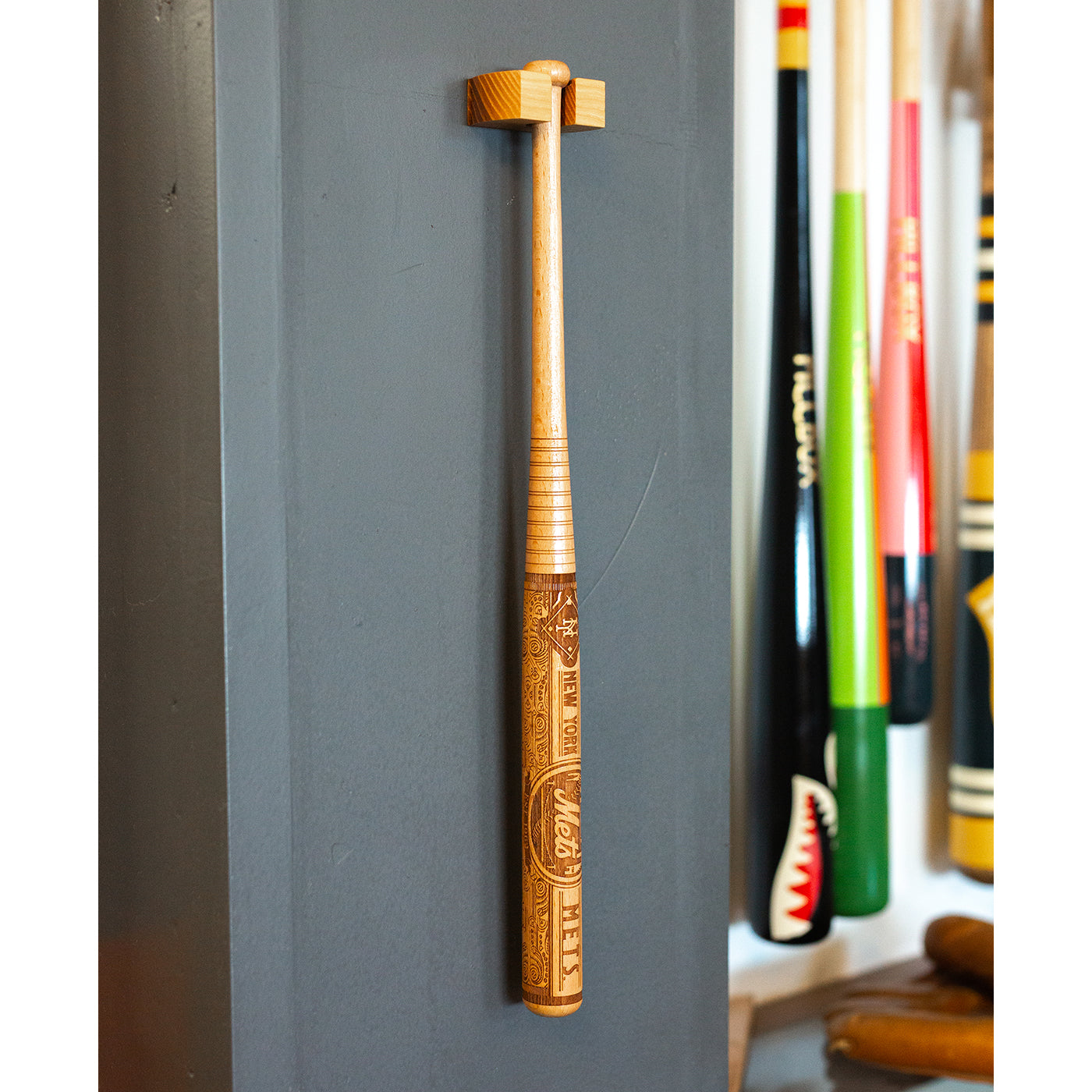 Standing Bat Insert MINI BAT Hanger – Pillbox Bat Co.
