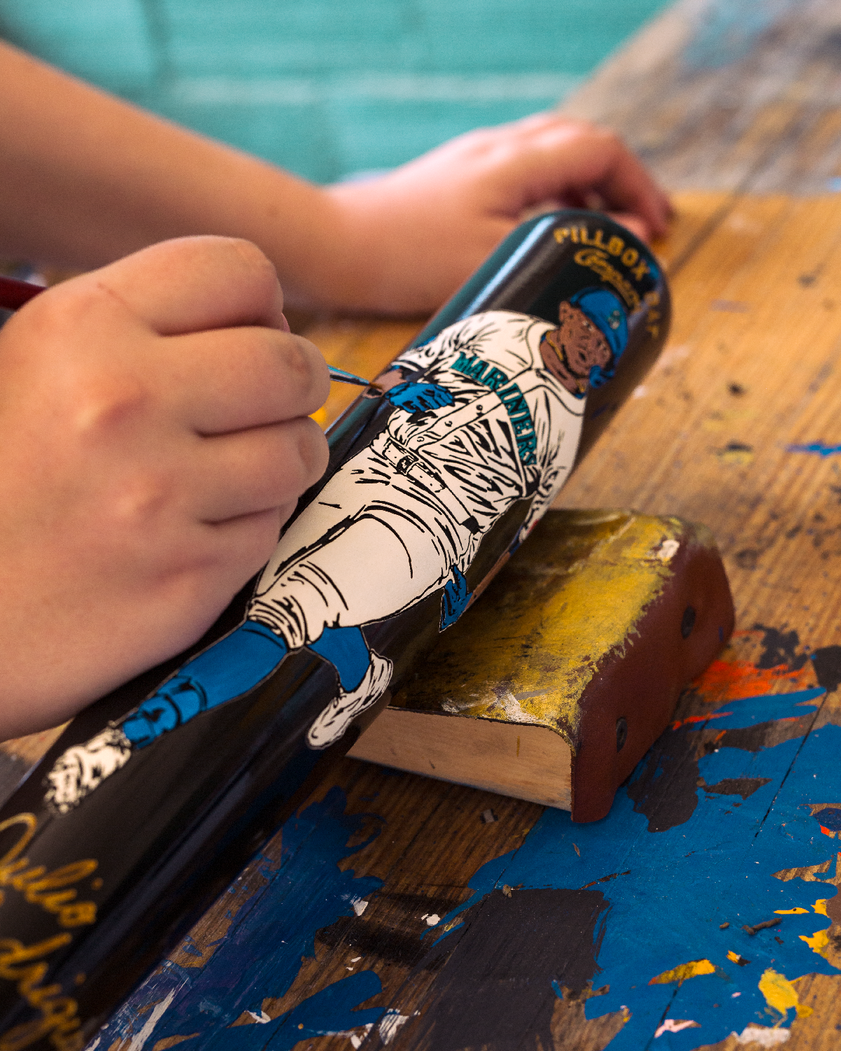 LIMITED EDITION ( 1 / 3 ) Julio Rodriguez - 2026 Seattle Mariners Art Bat (MLB)