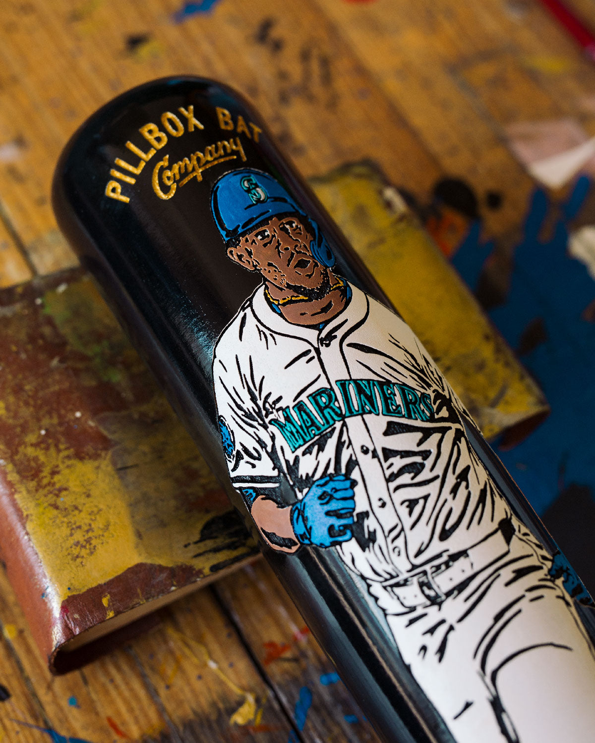 LIMITED EDITION ( 1 / 3 ) Julio Rodriguez - 2026 Seattle Mariners Art Bat (MLB)