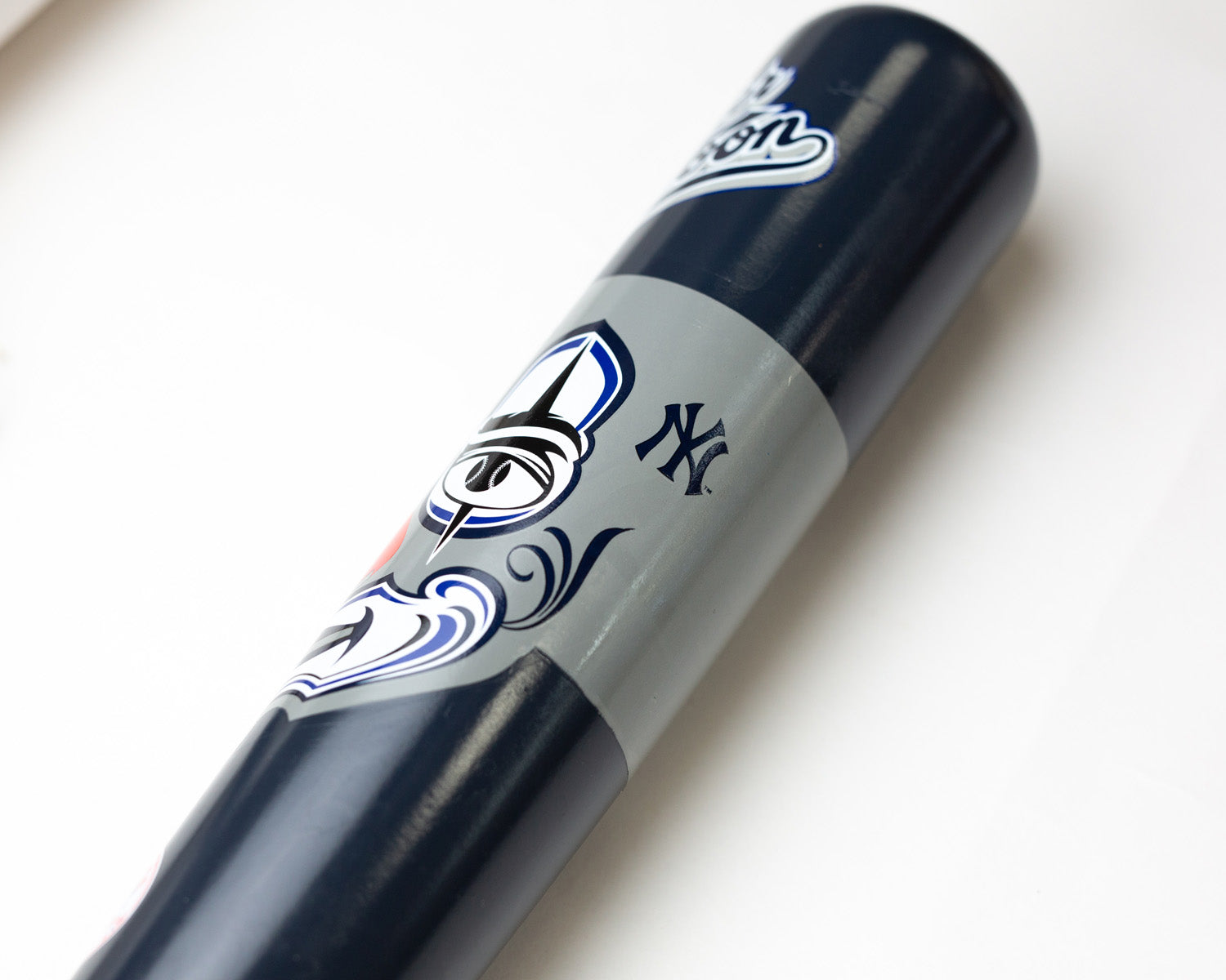 Mister Cartoon x Pillbox Mask Series Bat - New York Yankees (MLB)